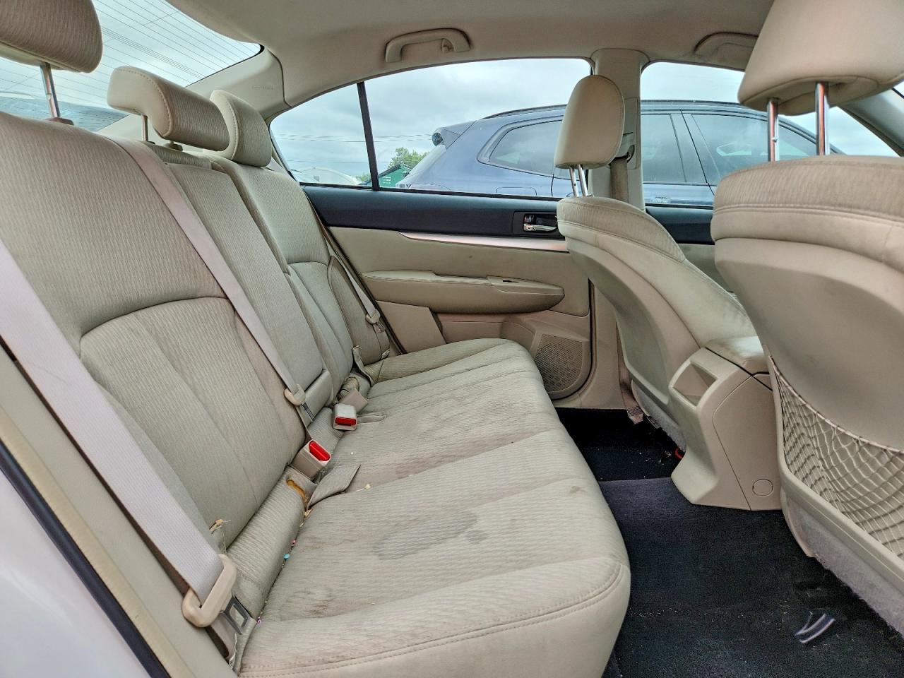 2011 Subaru Legacy 2.5i Premium White vin: 4S3BMBC69B3245292