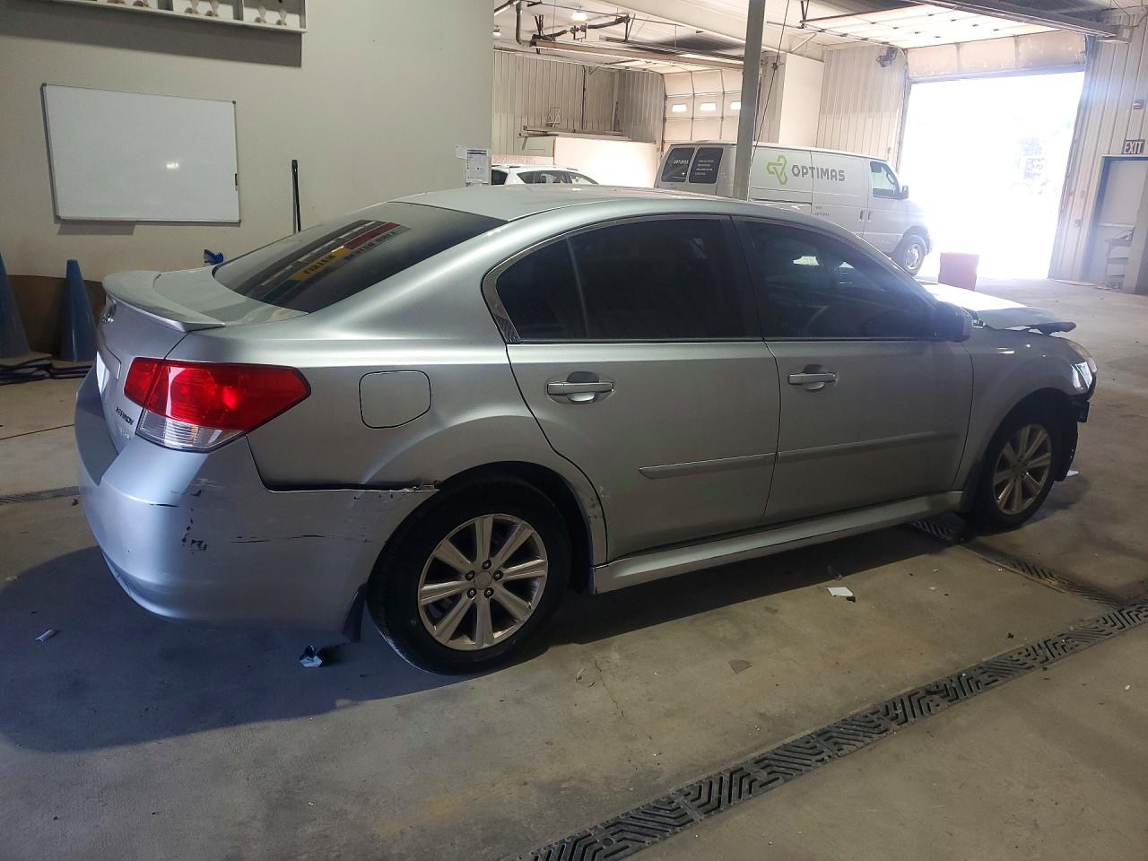 2012 Subaru Legacy 2.5i Premium Серебряный vin: 4S3BMBC69C3013129