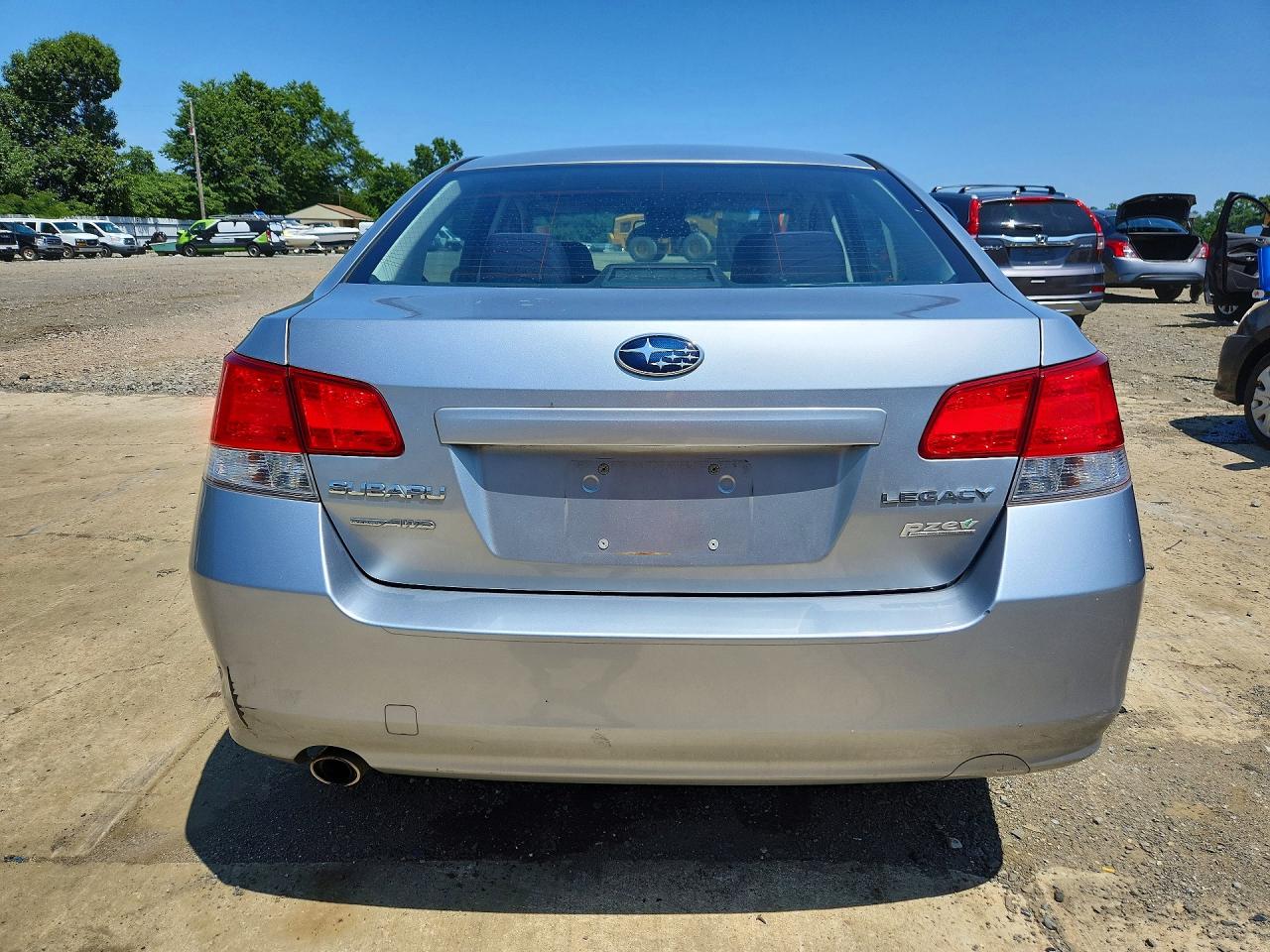 2013 Subaru Legacy 2.5i Premium Silver vin: 4S3BMBC69D3012807