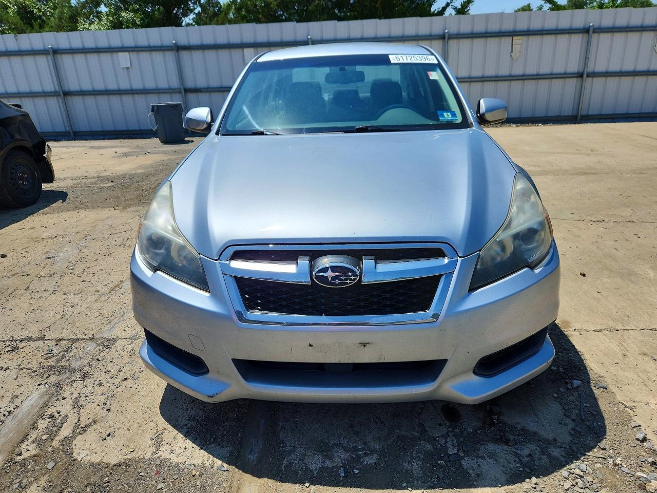 2013 Subaru Legacy 2.5i Premium Silver vin: 4S3BMBC69D3012807