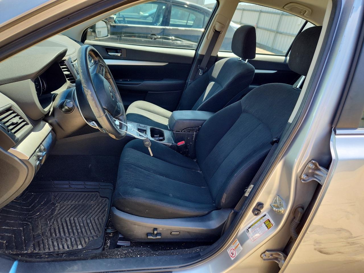 2013 Subaru Legacy 2.5i Premium Silver vin: 4S3BMBC69D3012807