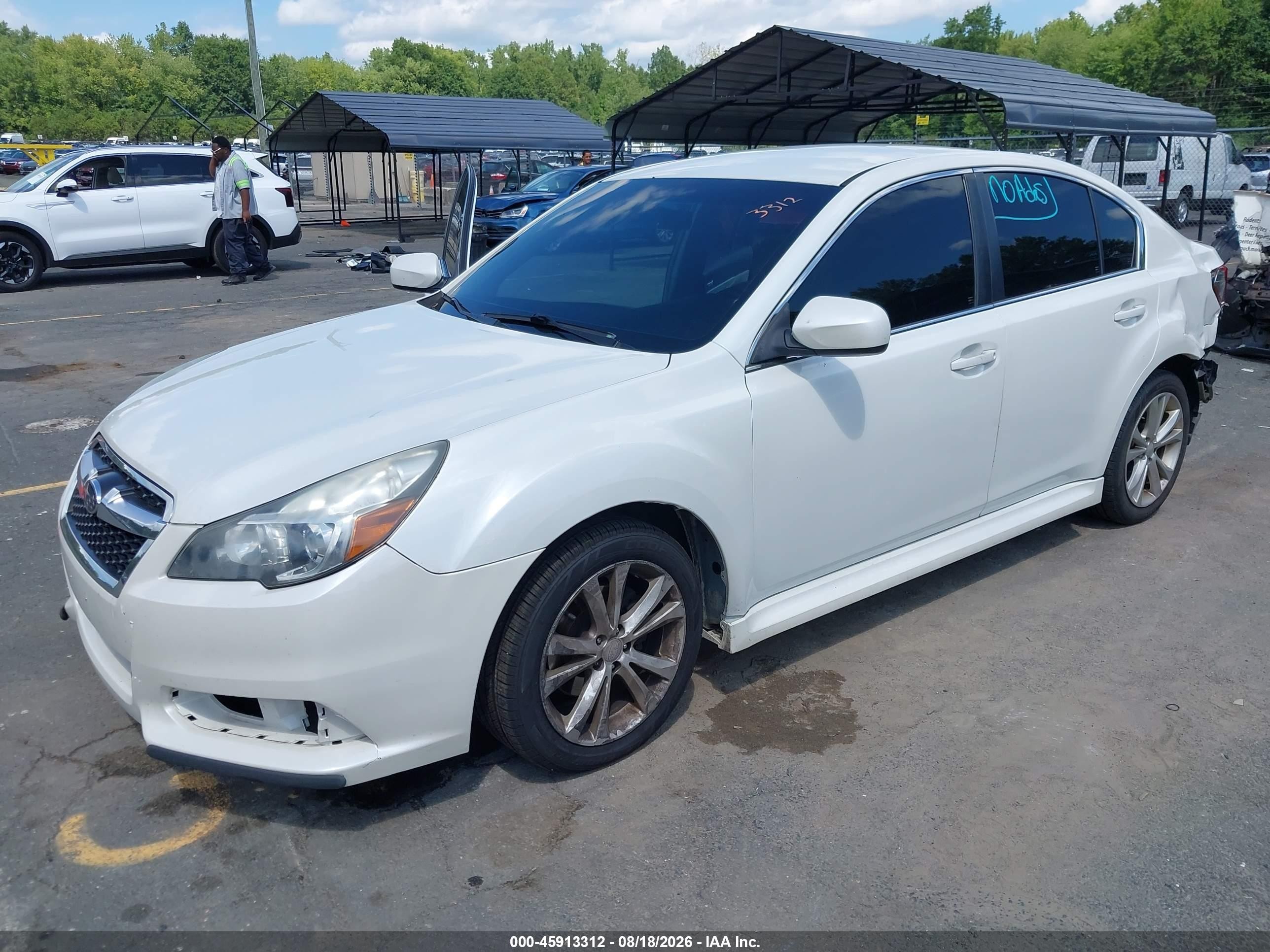 2013 Subaru Legacy 2.5i Premium White vin: 4S3BMBC69D3023340