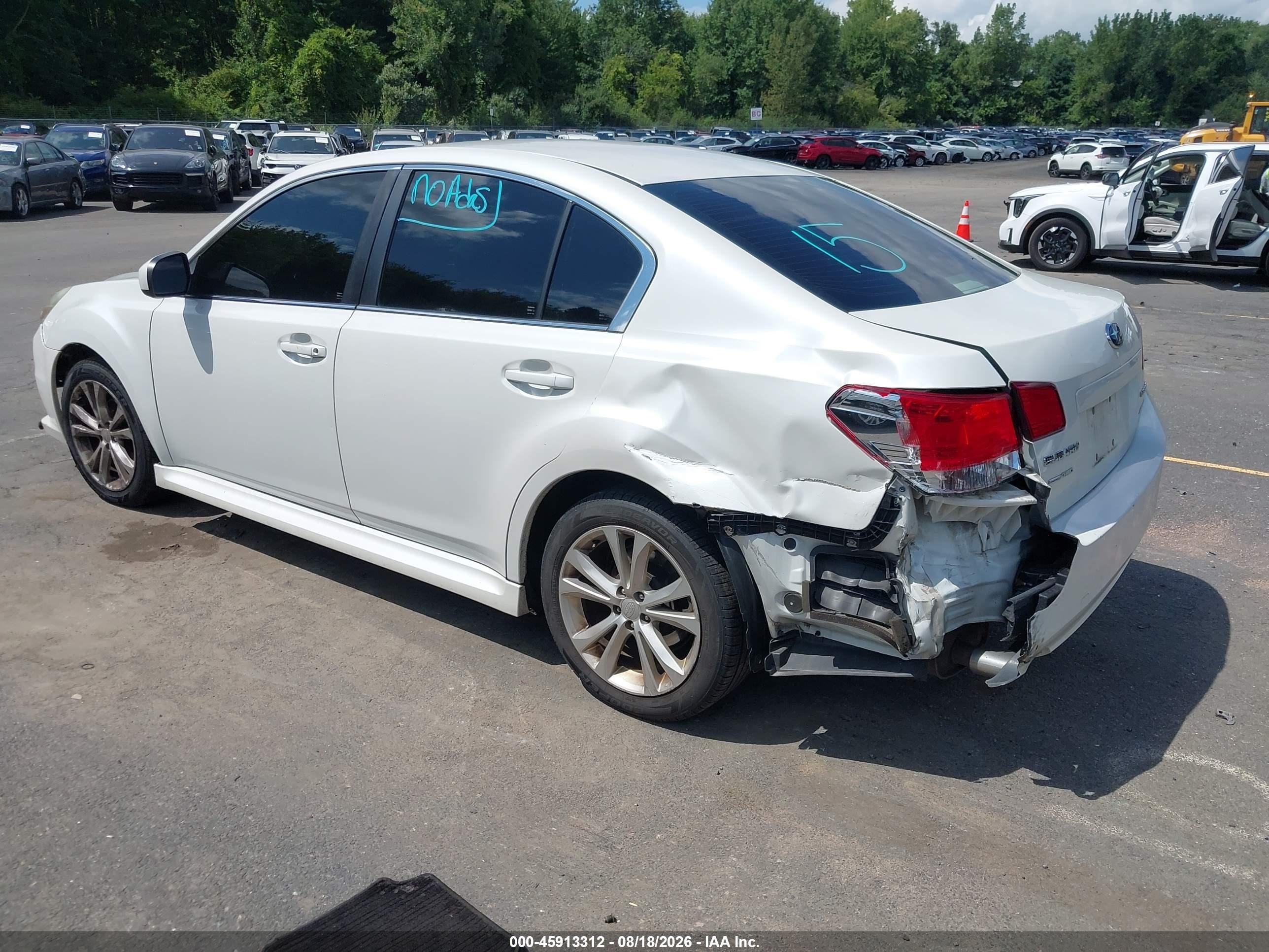 2013 Subaru Legacy 2.5i Premium White vin: 4S3BMBC69D3023340