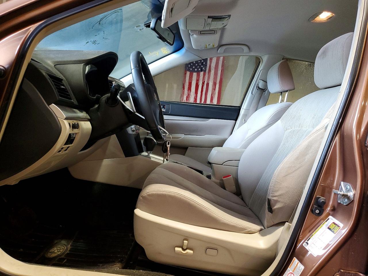 2013 Subaru Legacy 2.5i Premium Золотой vin: 4S3BMBC69D3035021