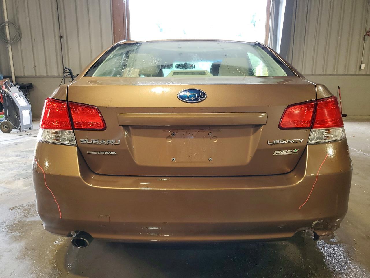 2013 Subaru Legacy 2.5i Premium Золотой vin: 4S3BMBC69D3035021