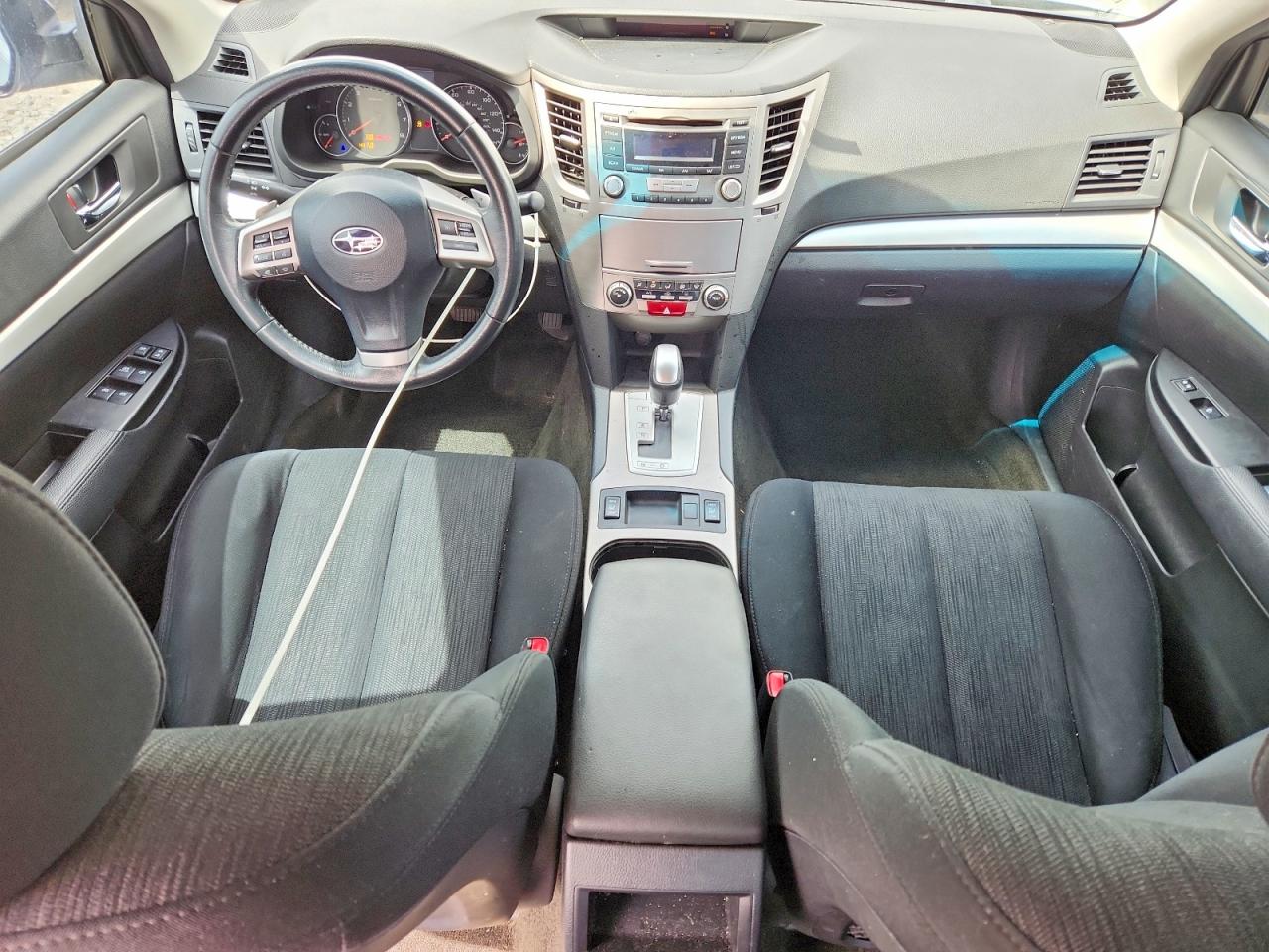 2013 Subaru Legacy 2.5i Premium Silver vin: 4S3BMBC69D3035150
