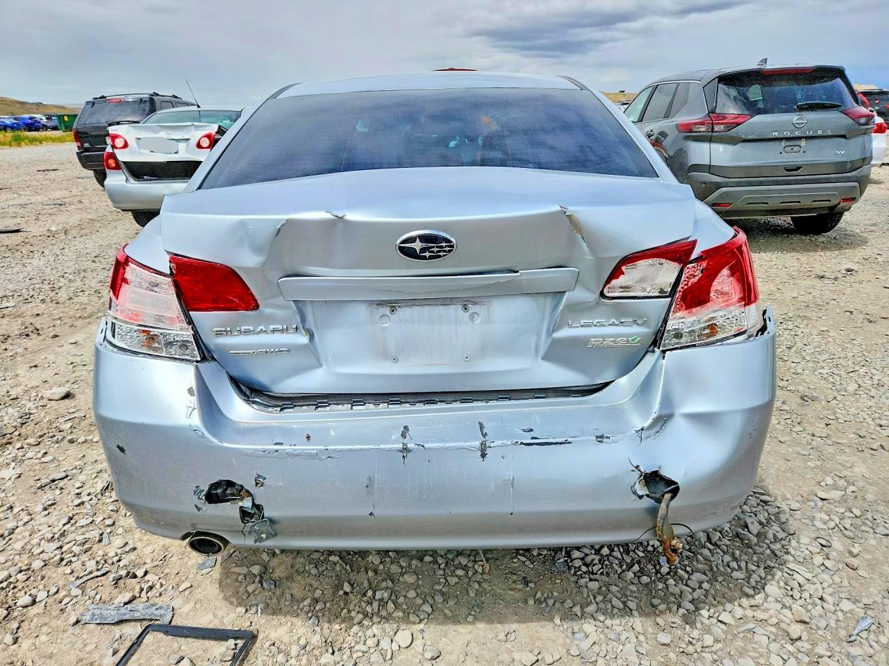2013 Subaru Legacy 2.5i Premium Silver vin: 4S3BMBC69D3035150