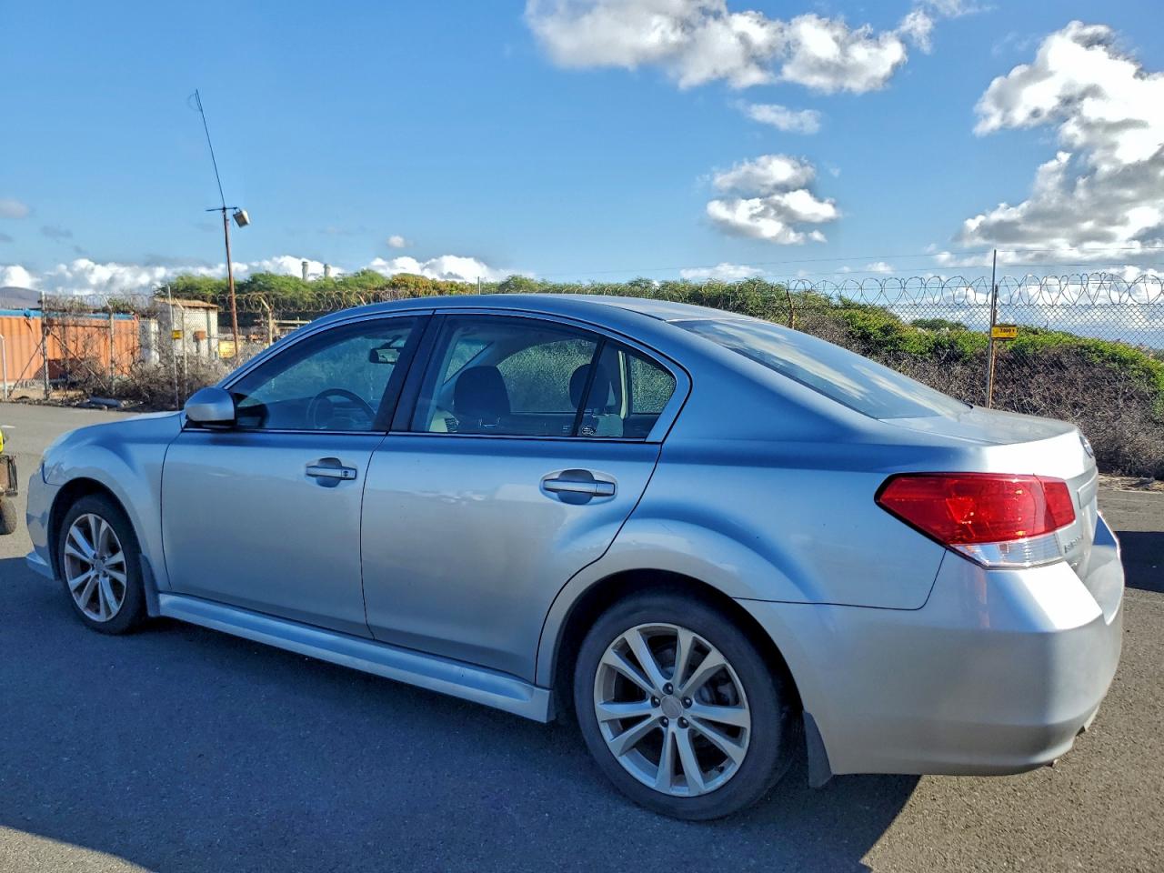 2013 Subaru Legacy Серебряный vin: 4S3BMBC69D3042910