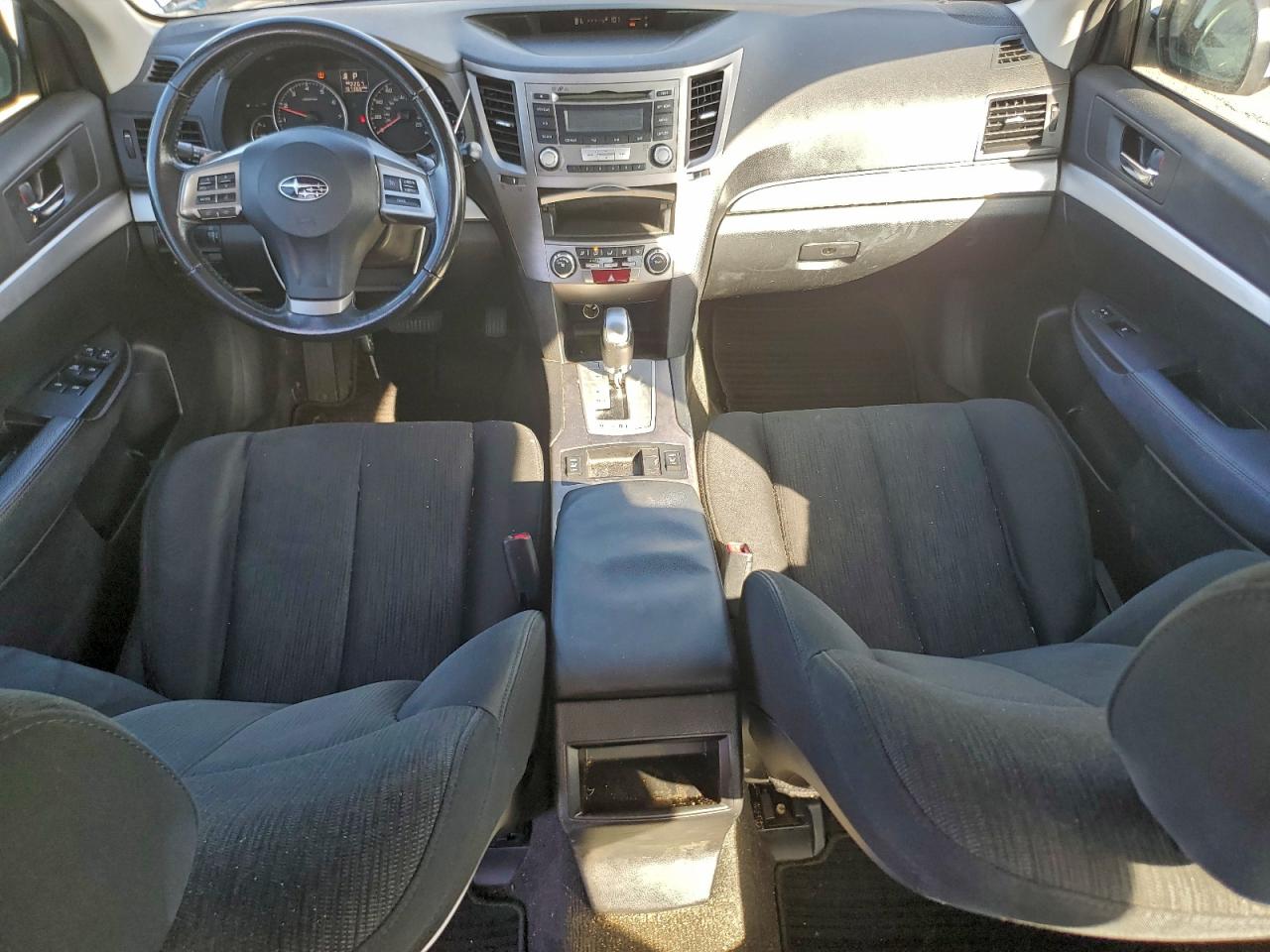 2013 Subaru Legacy Серебряный vin: 4S3BMBC69D3042910