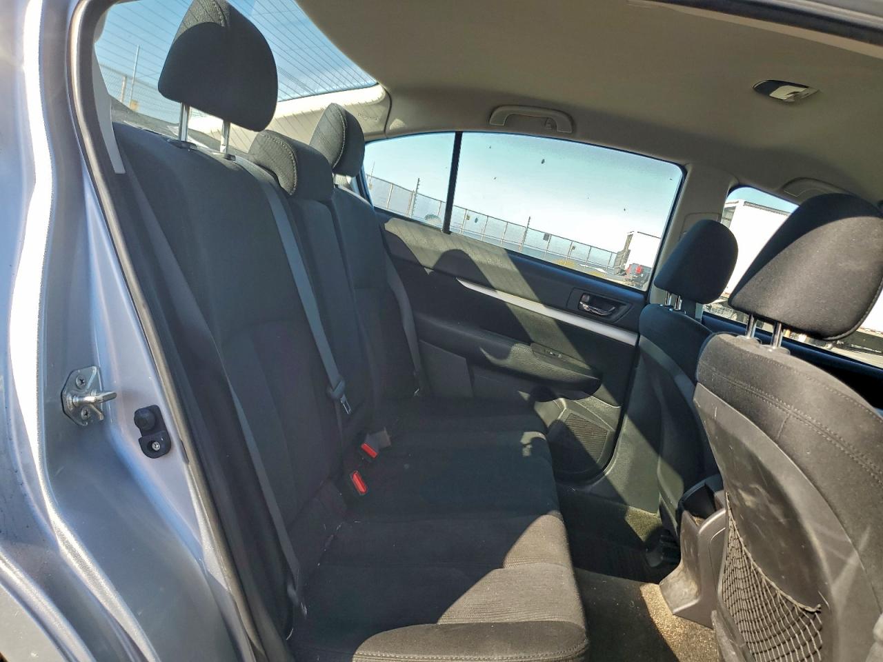 2013 Subaru Legacy Серебряный vin: 4S3BMBC69D3042910