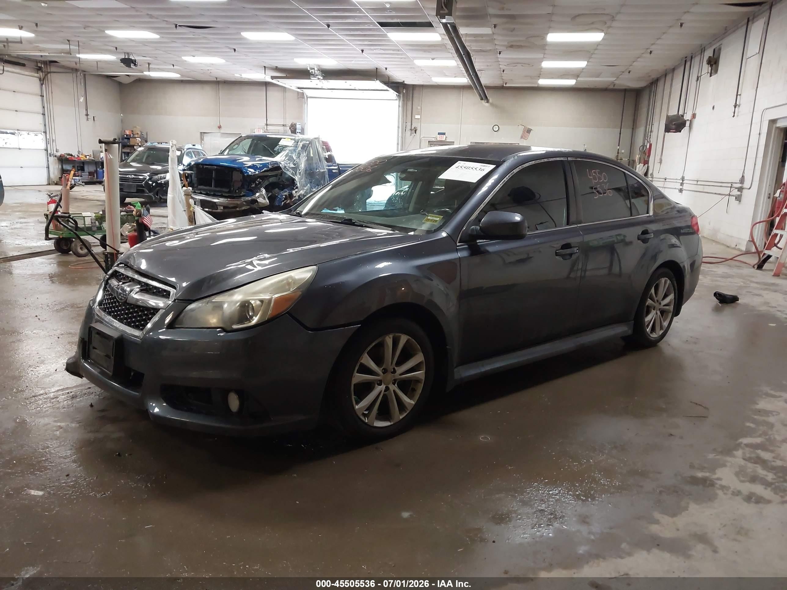 2014 Subaru Legacy 2.5i Premium Gray vin: 4S3BMBC69E3004207
