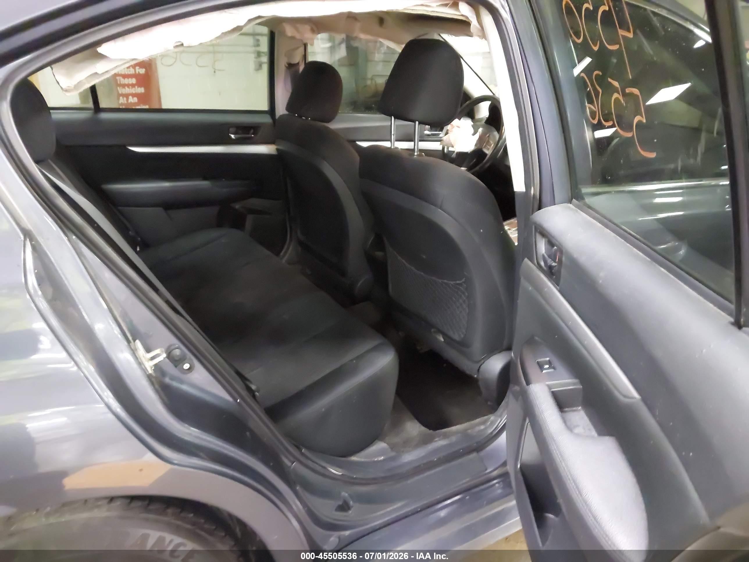 2014 Subaru Legacy 2.5i Premium Gray vin: 4S3BMBC69E3004207