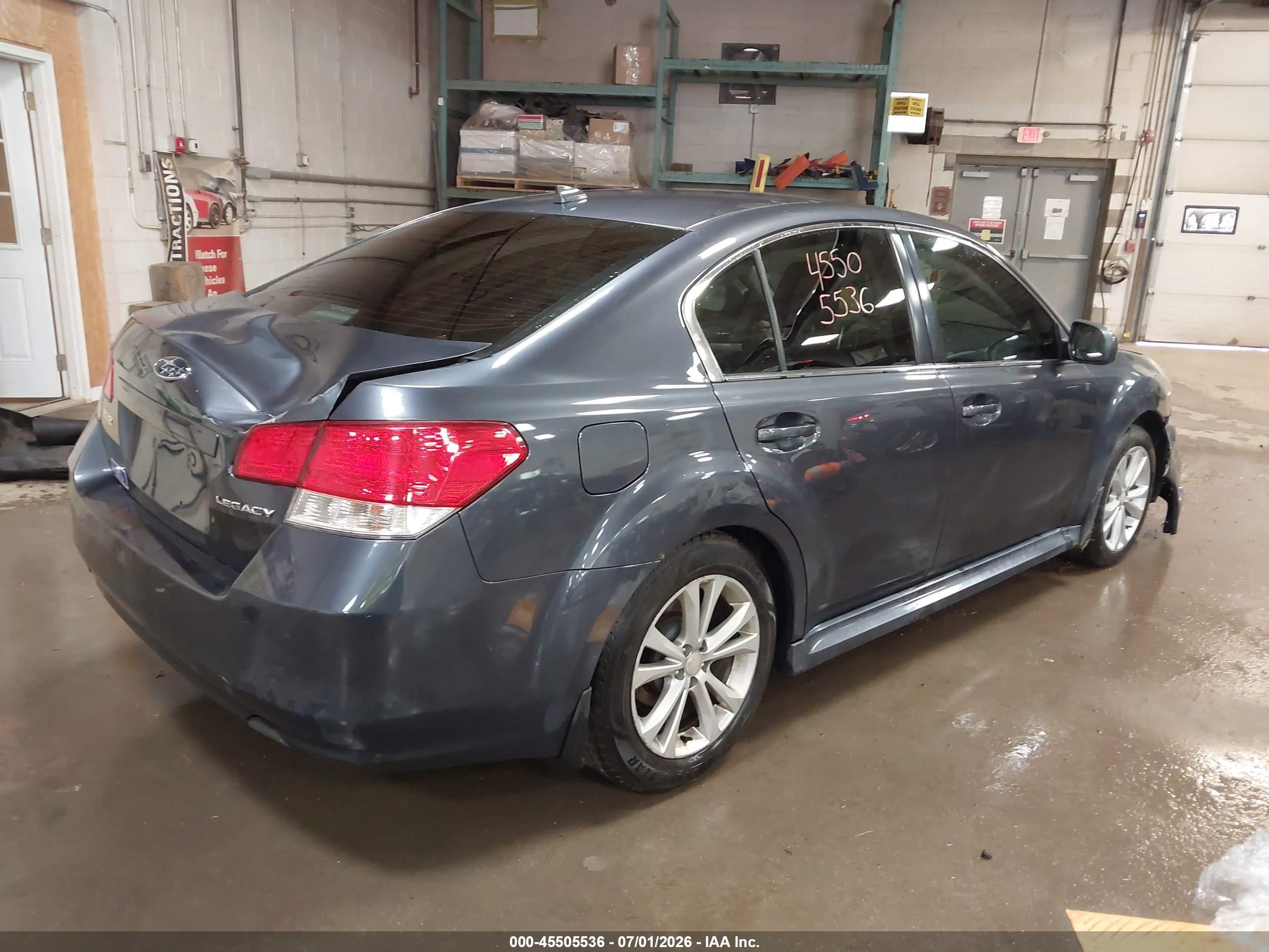 2014 Subaru Legacy 2.5i Premium Gray vin: 4S3BMBC69E3004207