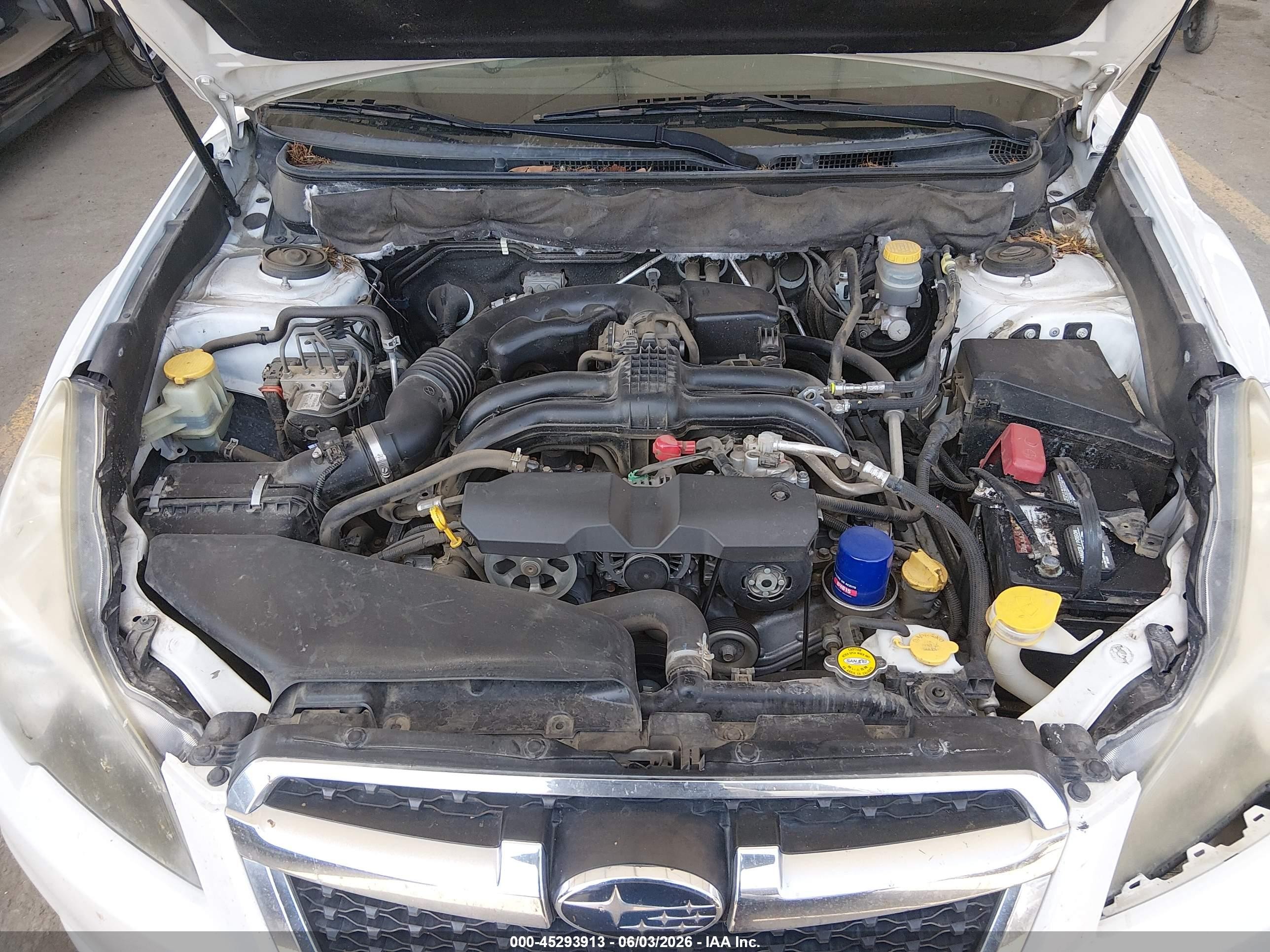2014 Subaru Legacy 2.5i Premium White vin: 4S3BMBC69E3005972
