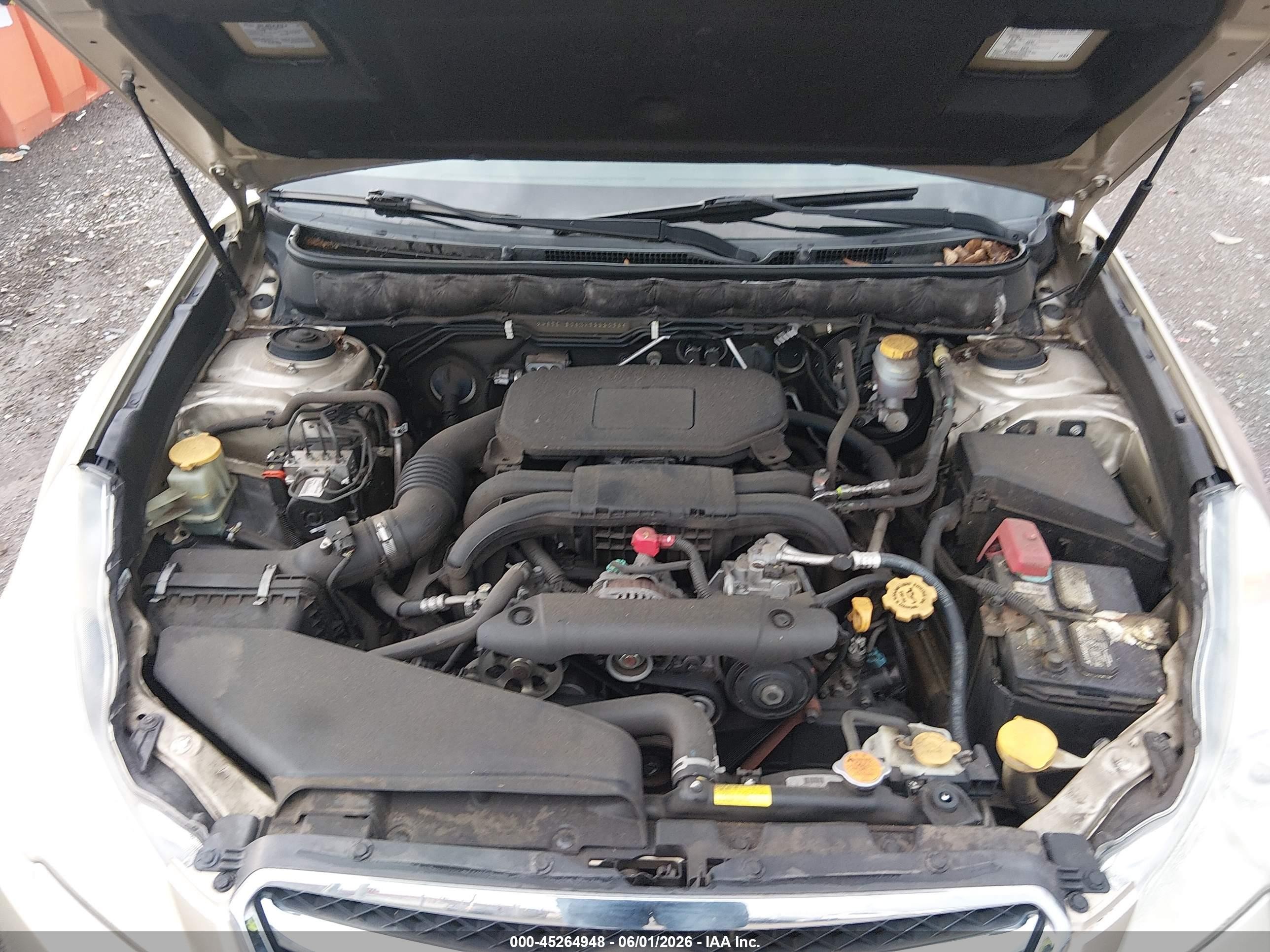 2010 Subaru Legacy 2.5i Premium Tan vin: 4S3BMBC6XA3222036