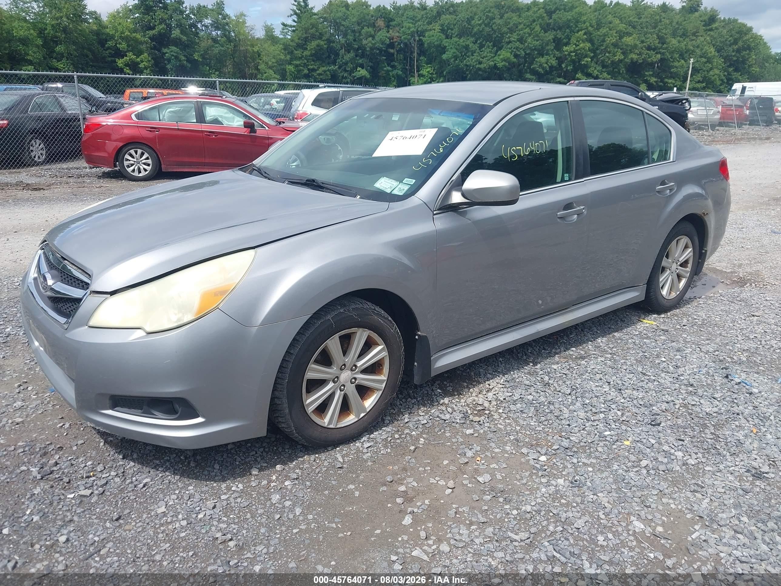 2010 Subaru Legacy 2.5i Premium Silver vin: 4S3BMBC6XA3233652
