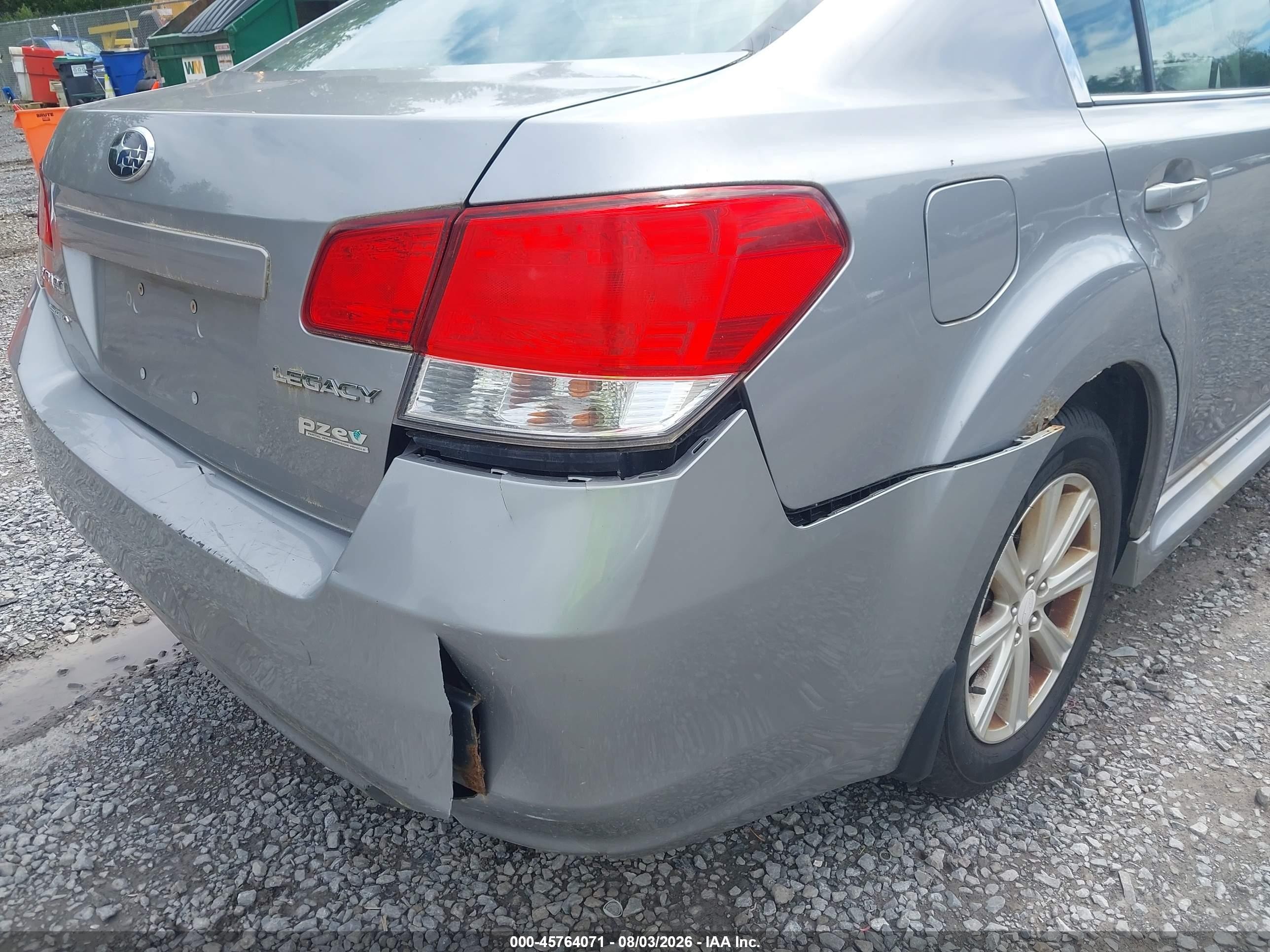 2010 Subaru Legacy 2.5i Premium Silver vin: 4S3BMBC6XA3233652