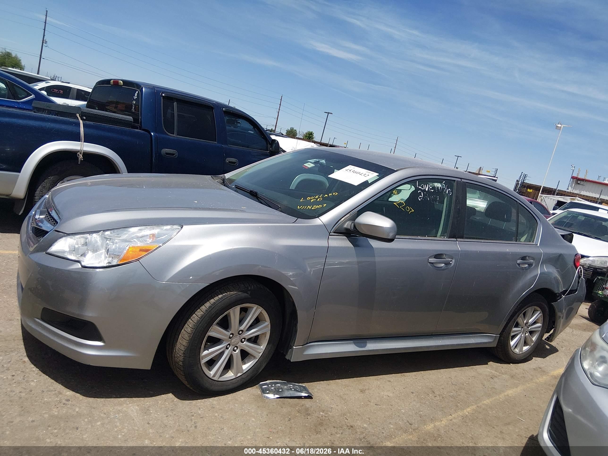 2011 Subaru Legacy 2.5i Premium Silver vin: 4S3BMBC6XB3242207
