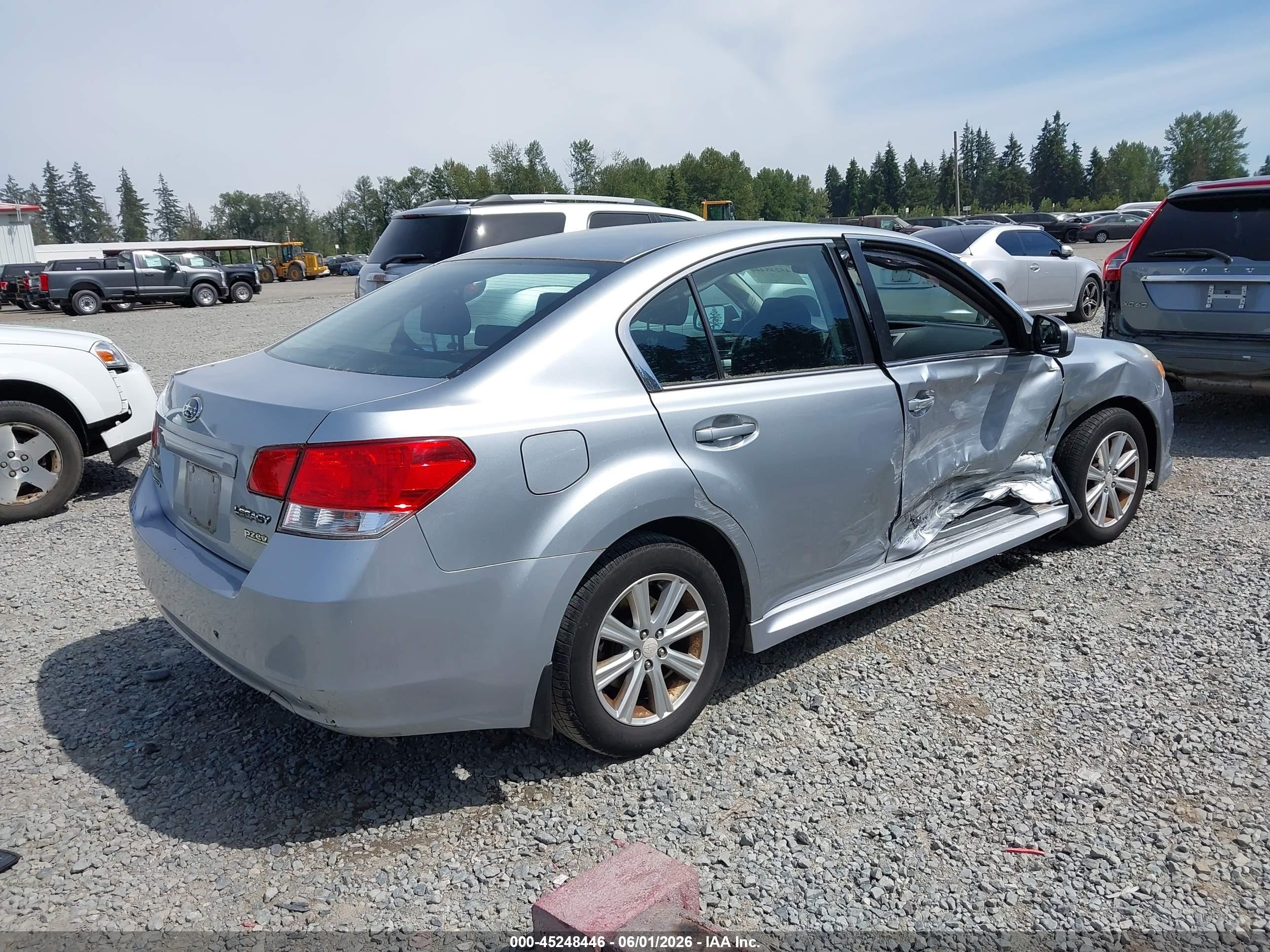 2012 Subaru Legacy 2.5i Premium Silver vin: 4S3BMBC6XC3013723