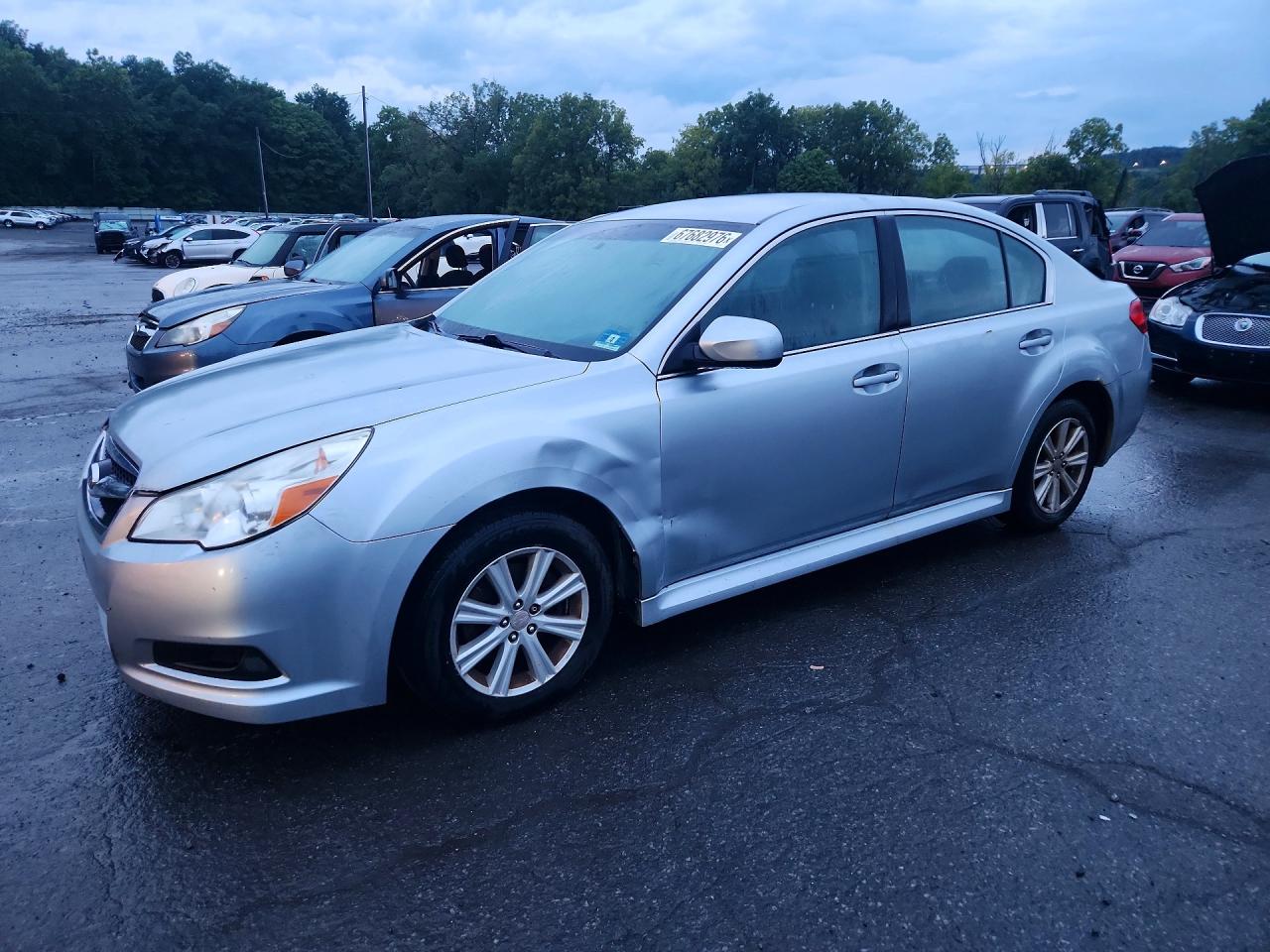 2012 Subaru Legacy 2.5i Premium Silver vin: 4S3BMBC6XC3034944