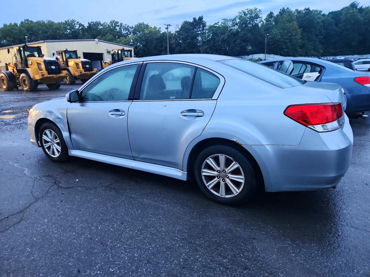2012 Subaru Legacy 2.5i Premium Silver vin: 4S3BMBC6XC3034944