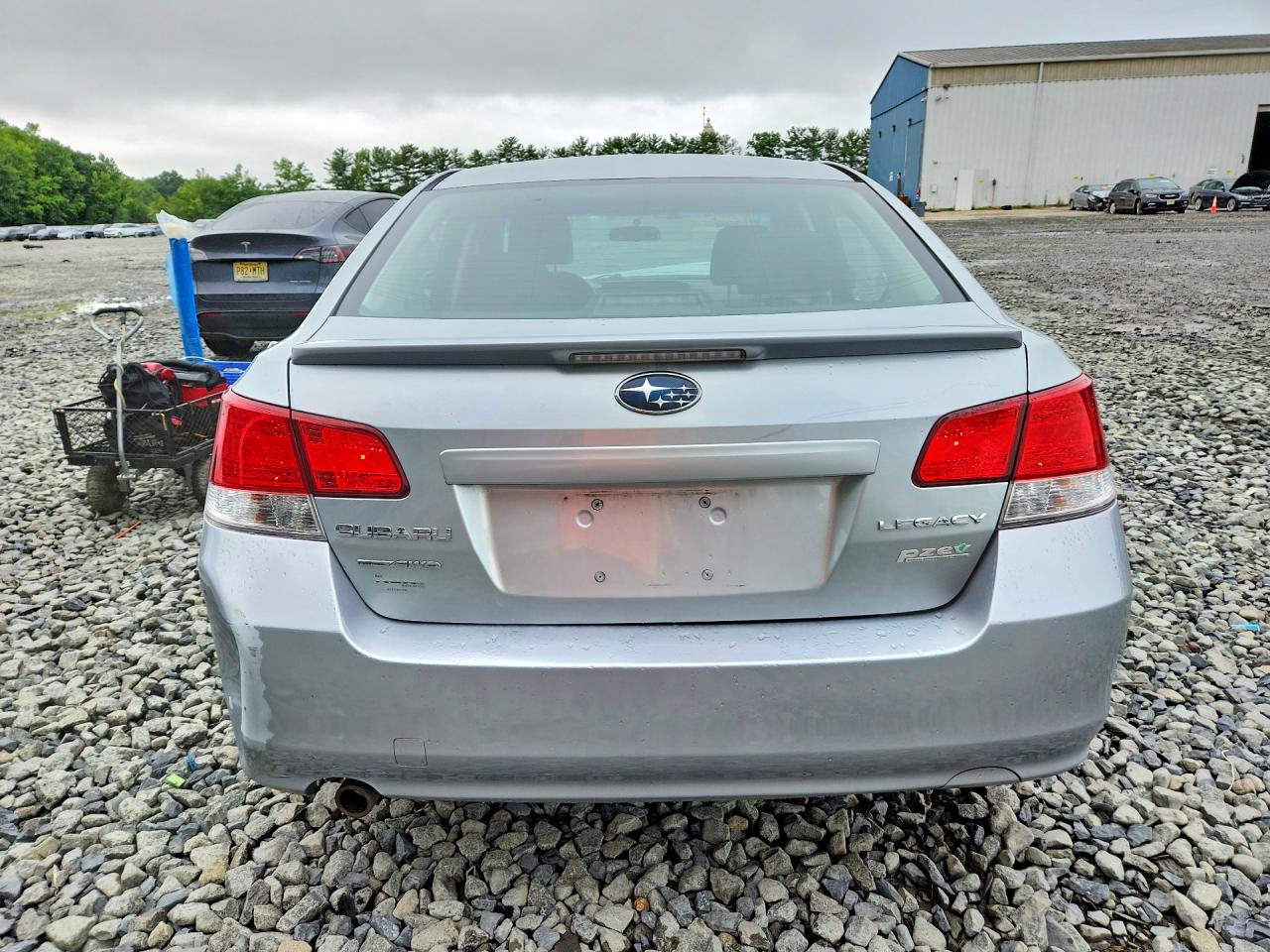 2012 Subaru Legacy 2.5i Premium Silver vin: 4S3BMBC6XC3040520