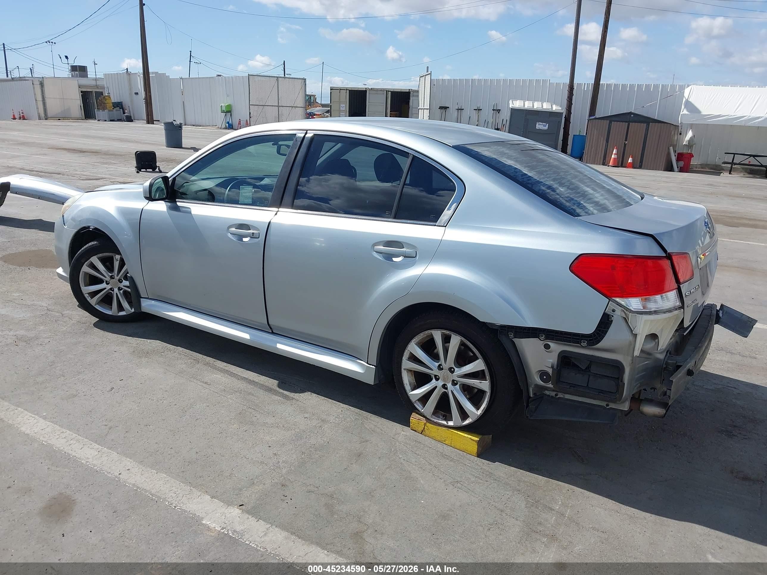 2013 Subaru Legacy 2.5i Premium Silver vin: 4S3BMBC6XD3005719