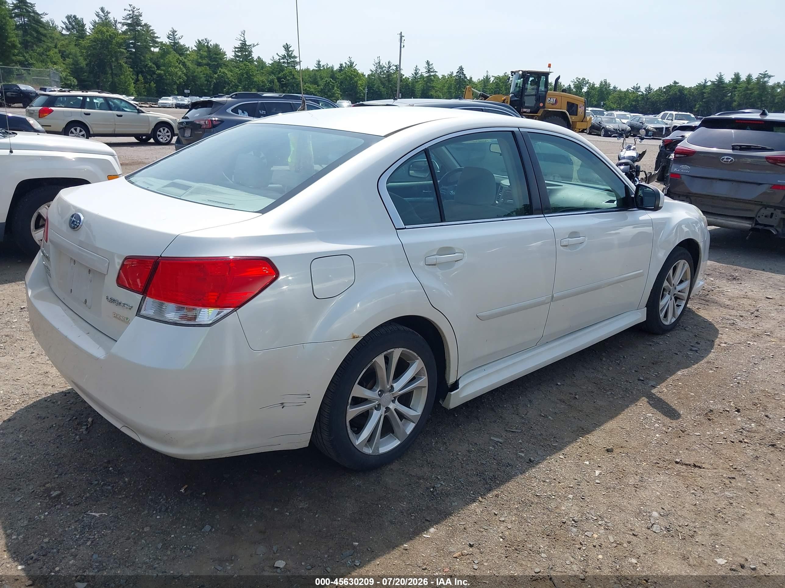 2013 Subaru Legacy 2.5i Premium Белый vin: 4S3BMBC6XD3042561