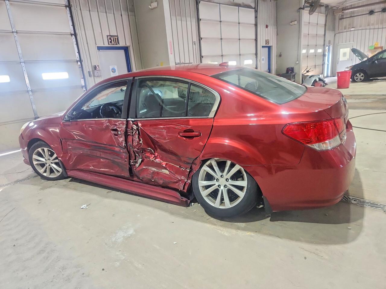 2014 Subaru Legacy 2.5i Premium Красный vin: 4S3BMBC6XE3005401