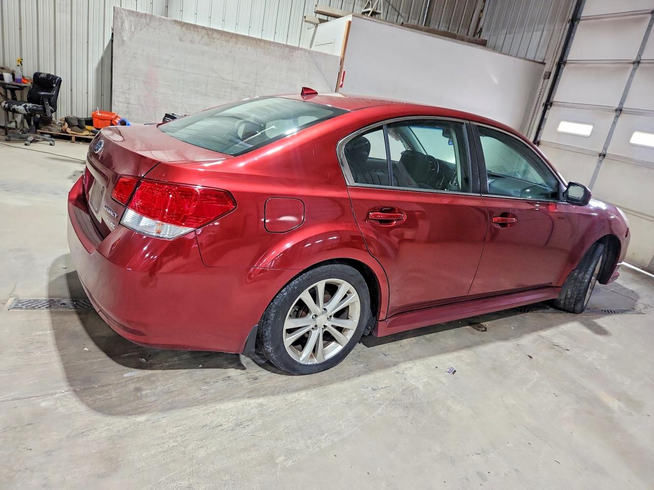 2014 Subaru Legacy 2.5i Premium Красный vin: 4S3BMBC6XE3005401