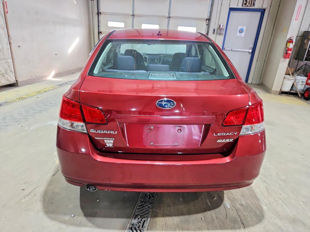 2014 Subaru Legacy 2.5i Premium Красный vin: 4S3BMBC6XE3005401