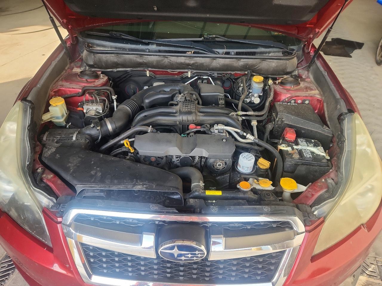 2014 Subaru Legacy 2.5i Premium Красный vin: 4S3BMBC6XE3005401