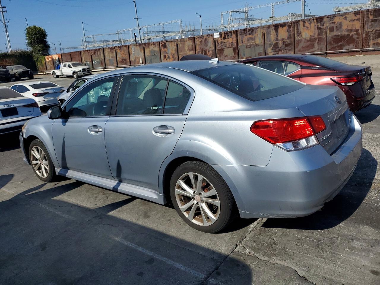 2014 Subaru Legacy Silver vin: 4S3BMBD61E3003535