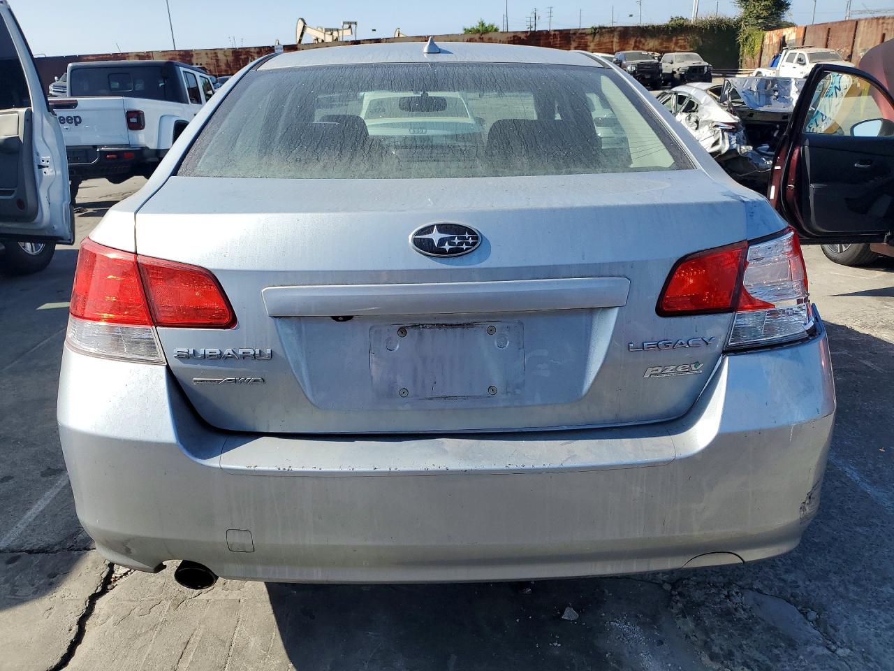 2014 Subaru Legacy Silver vin: 4S3BMBD61E3003535