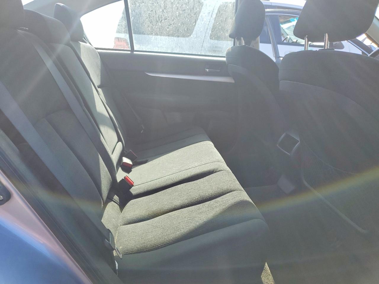 2014 Subaru Legacy Silver vin: 4S3BMBD61E3003535