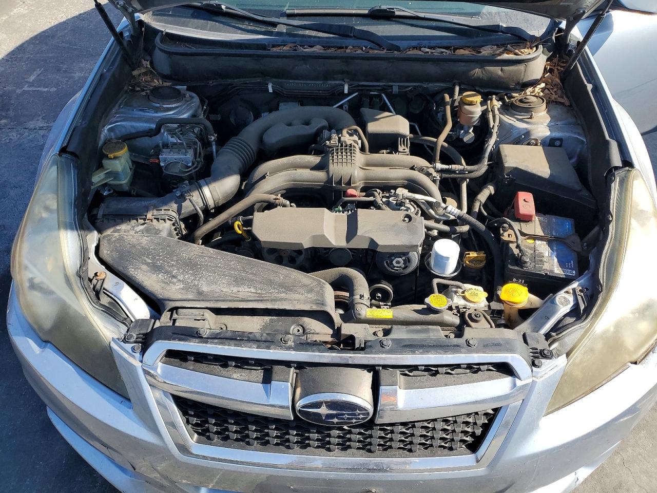 2014 Subaru Legacy Silver vin: 4S3BMBD61E3003535