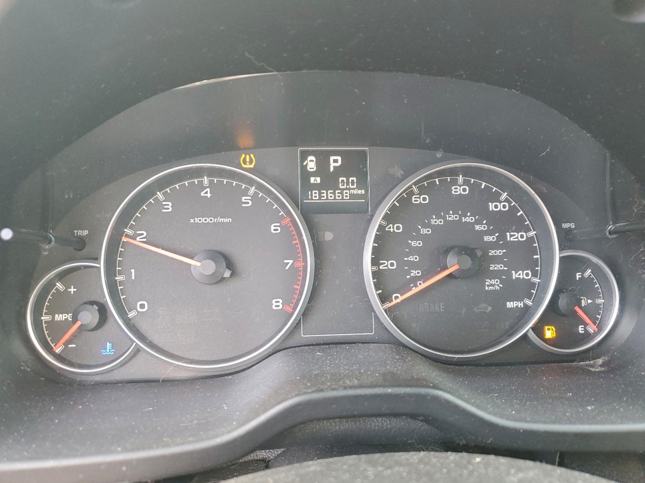 2014 Subaru Legacy 2.5i Premium Silver vin: 4S3BMBD64E3019373