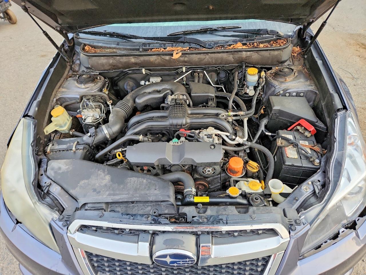 2014 Subaru Legacy 2.5i Premium Gray vin: 4S3BMBD66E3013171