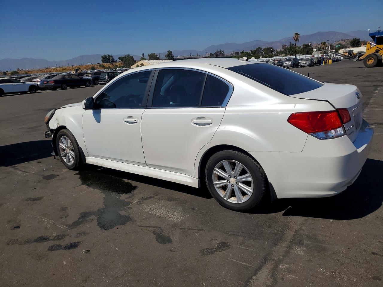 2012 Subaru Legacy 2.5i Premium White vin: 4S3BMBF65C3018727