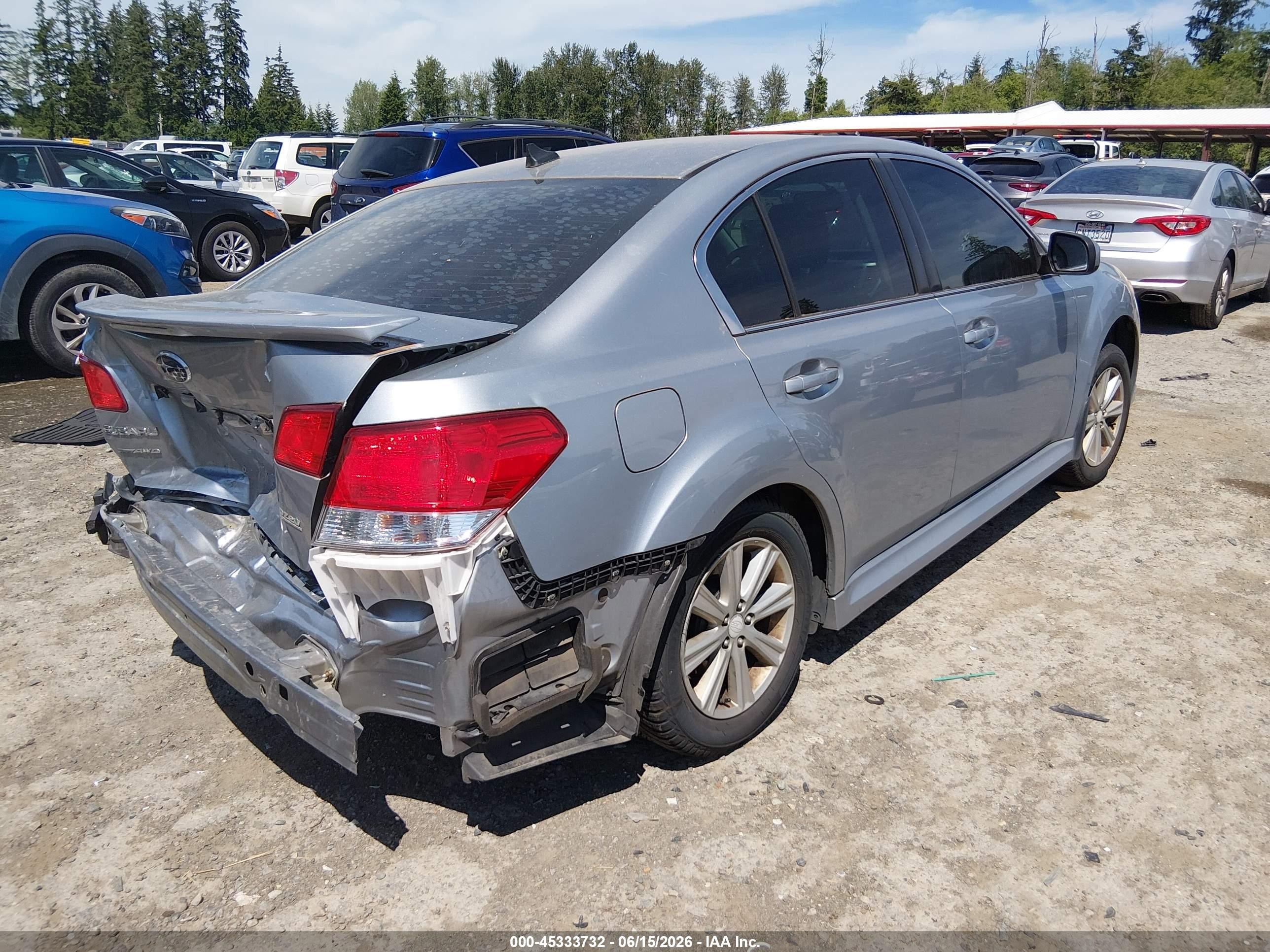 2012 Subaru Legacy 2.5i Premium Серебряный vin: 4S3BMBF6XC3005908