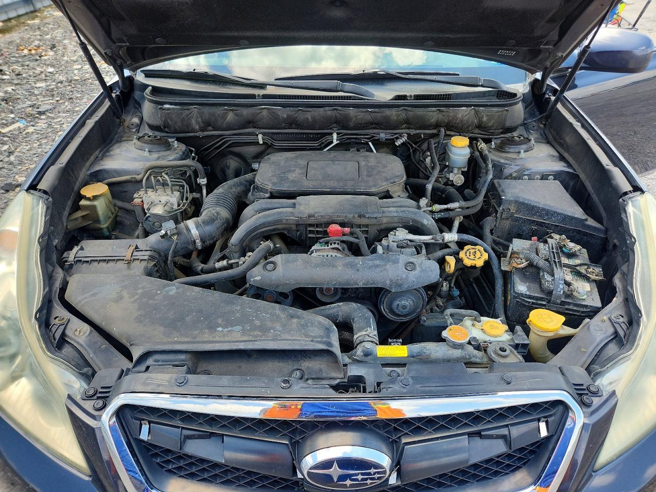 2010 Subaru Legacy 2.5i Premium Gray vin: 4S3BMBG60A3217874