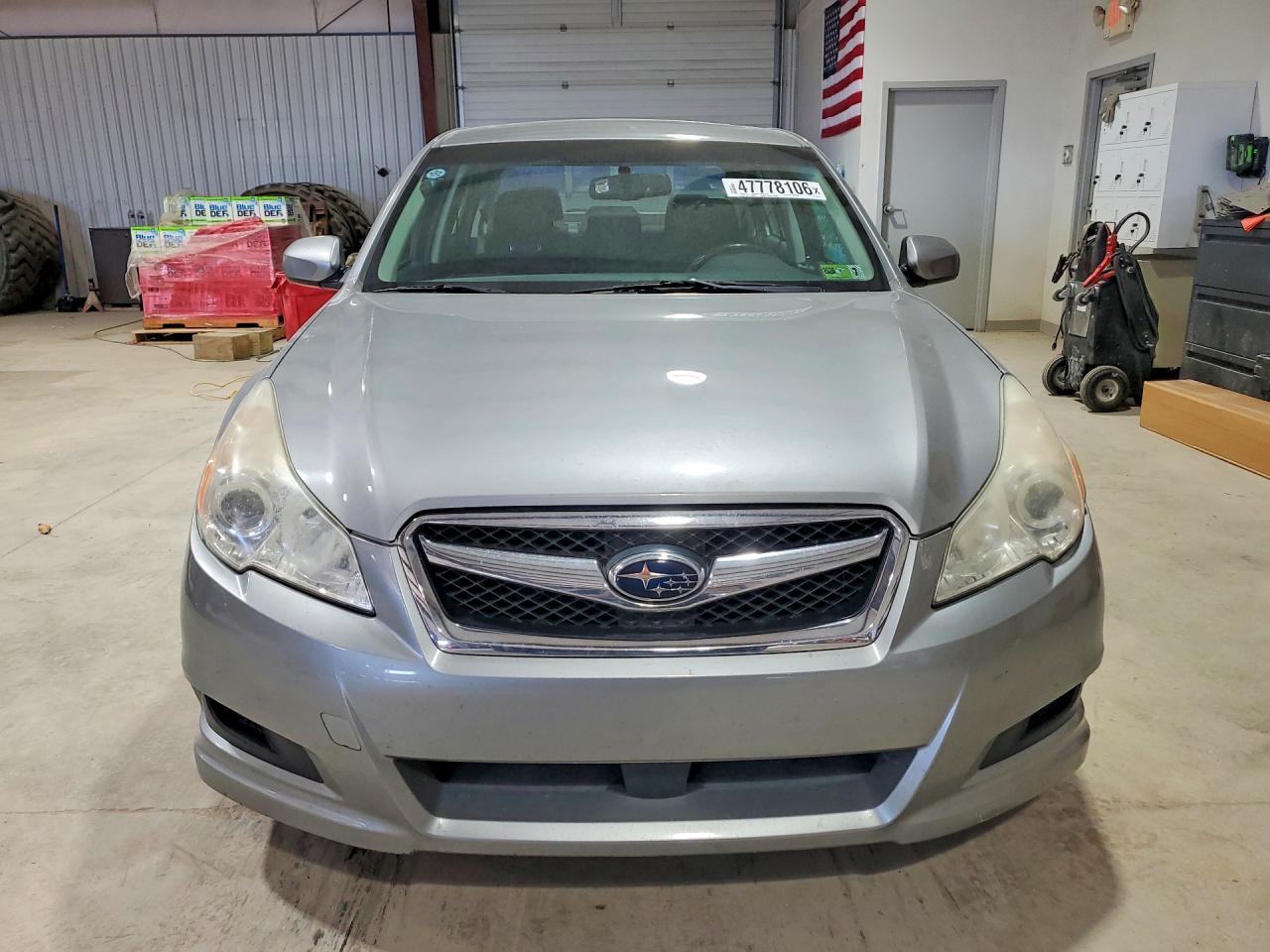 2011 Subaru Legacy 2.5i Premium Silver vin: 4S3BMBG60B3222977