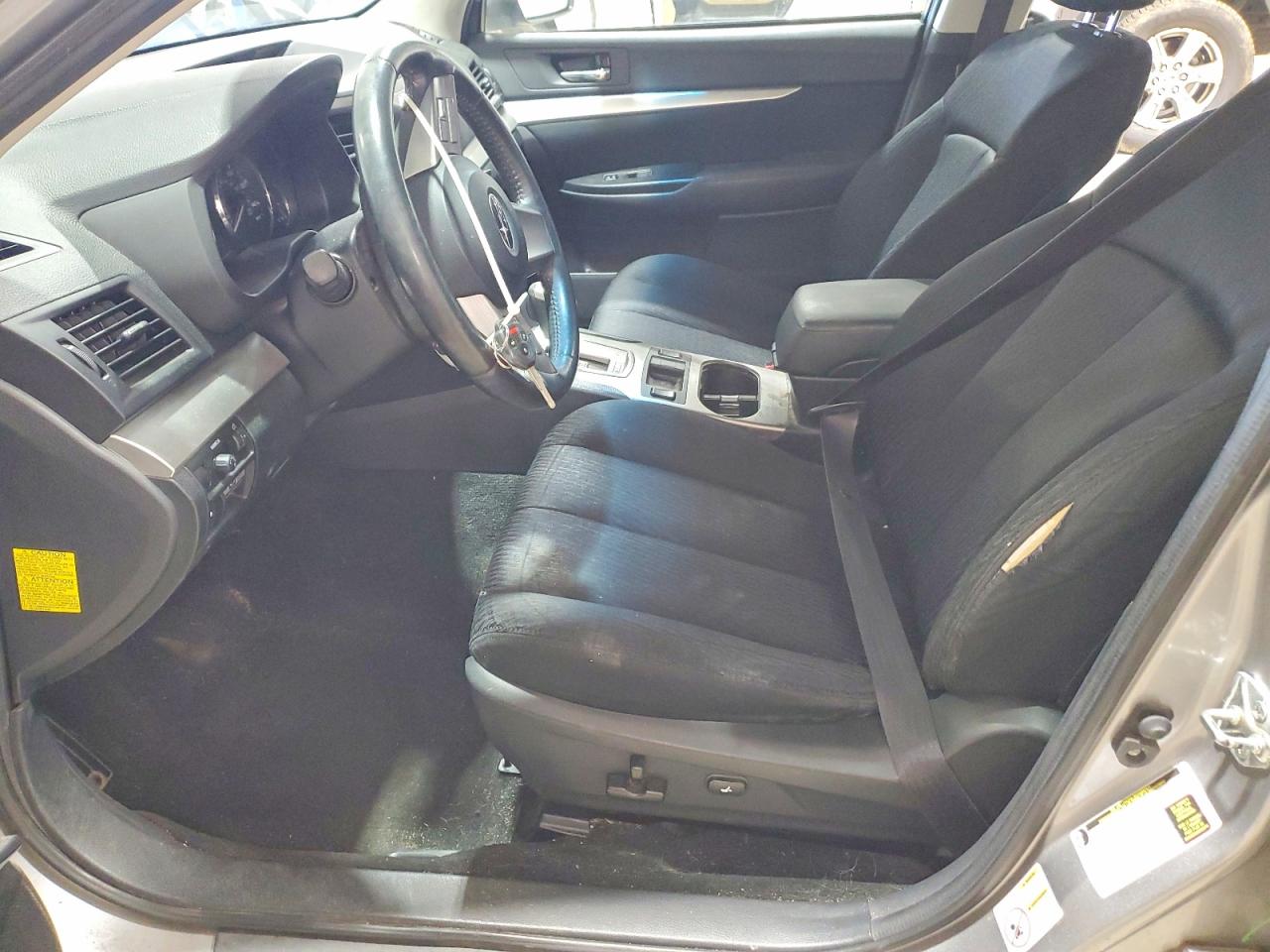 2011 Subaru Legacy 2.5i Premium Silver vin: 4S3BMBG60B3222977