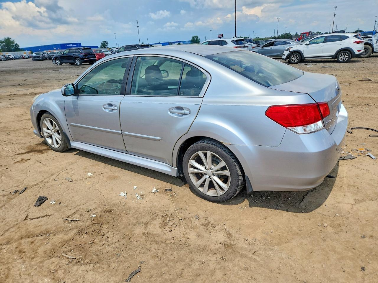2013 Subaru Legacy 2.5i Premium Серебряный vin: 4S3BMBG60D3005450