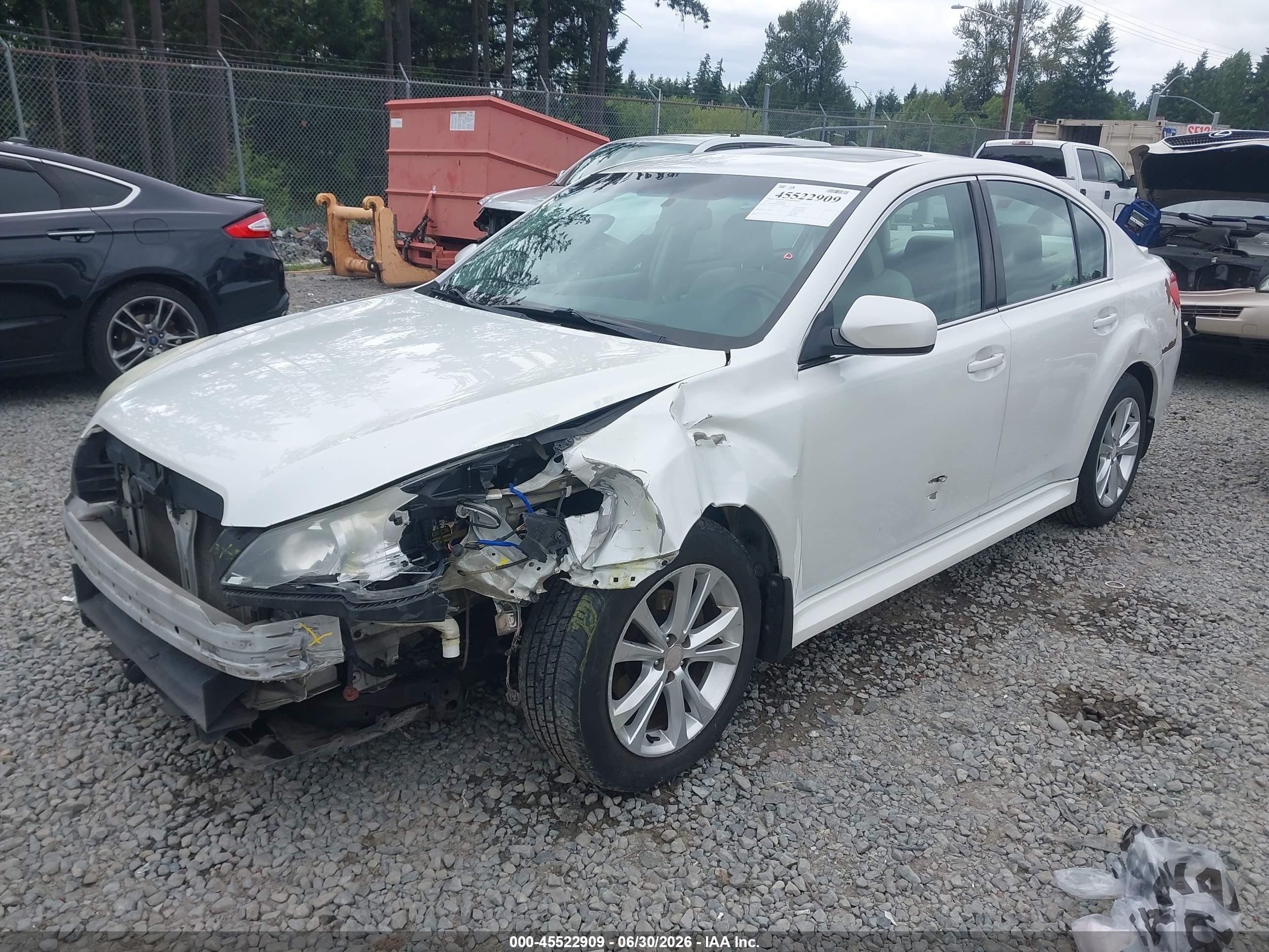 2013 Subaru Legacy 2.5i Premium White vin: 4S3BMBG60D3046208
