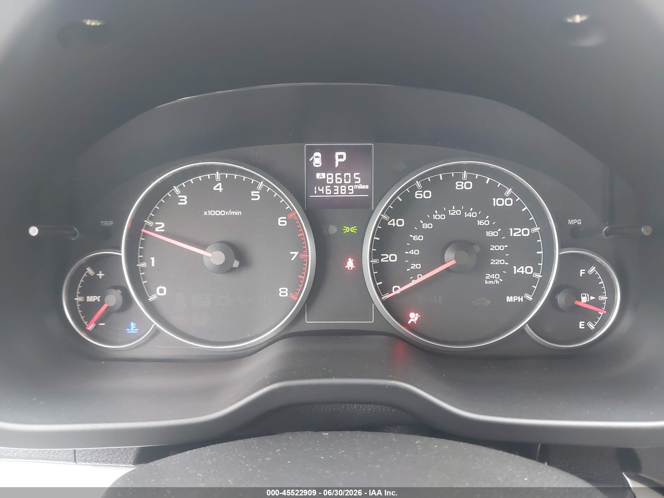 2013 Subaru Legacy 2.5i Premium White vin: 4S3BMBG60D3046208