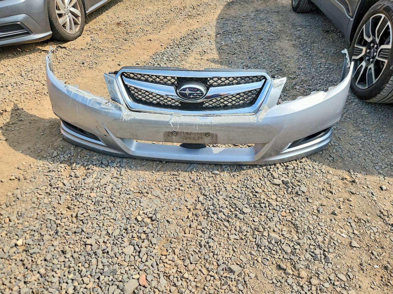 2012 Subaru Legacy 2.5i Premium Silver vin: 4S3BMBG61C3004242
