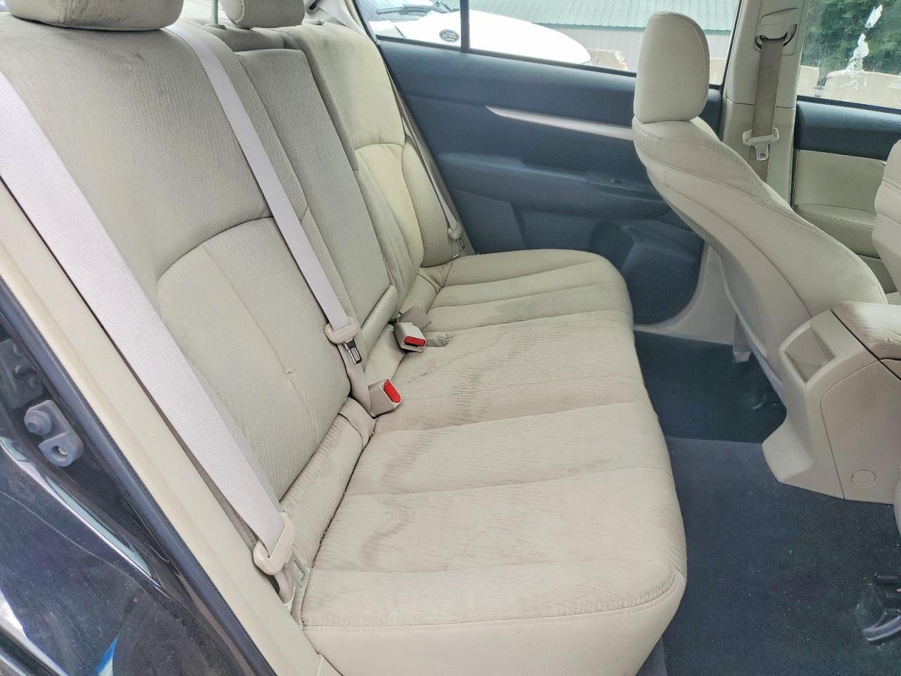 2010 Subaru Legacy 2.5i Premium Серый vin: 4S3BMBG62A3213339