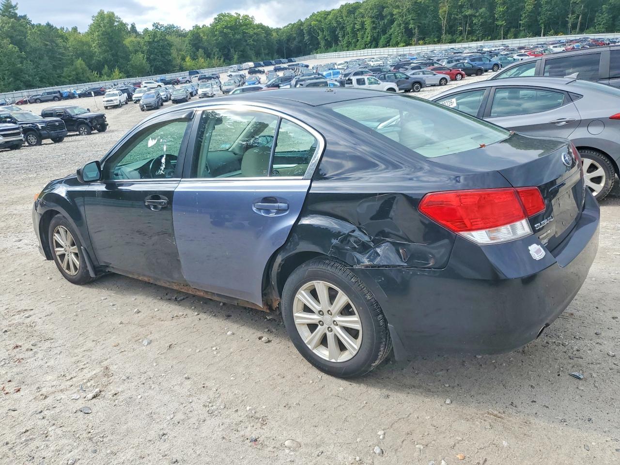 2010 Subaru Legacy 2.5i Premium Серый vin: 4S3BMBG62A3213339