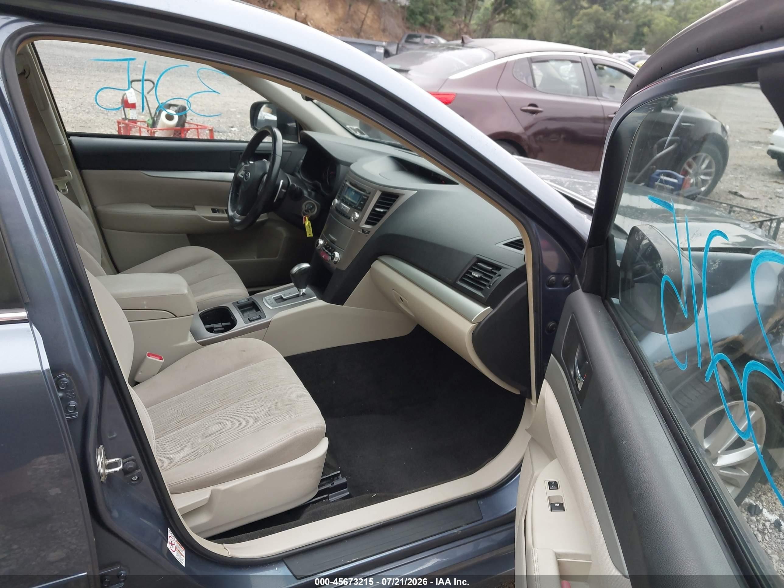 2013 Subaru Legacy 2.5i Premium Blue vin: 4S3BMBG62D3003571